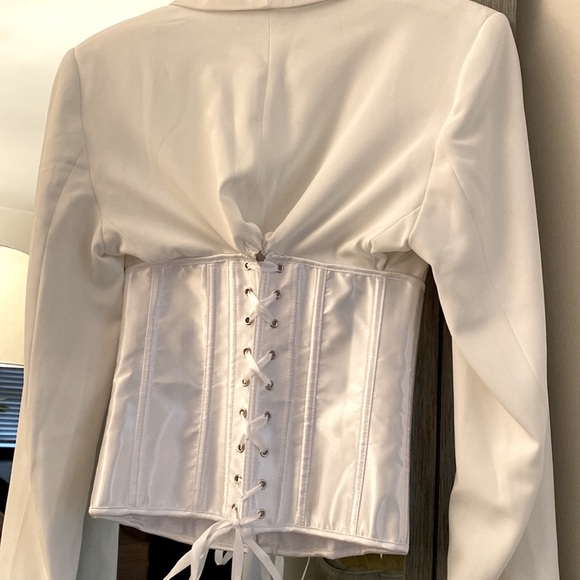Duygu Ay Paris, US 6, satin corset blazer blanc, beautiful couture garment, NWT! - Picture 10 of 11